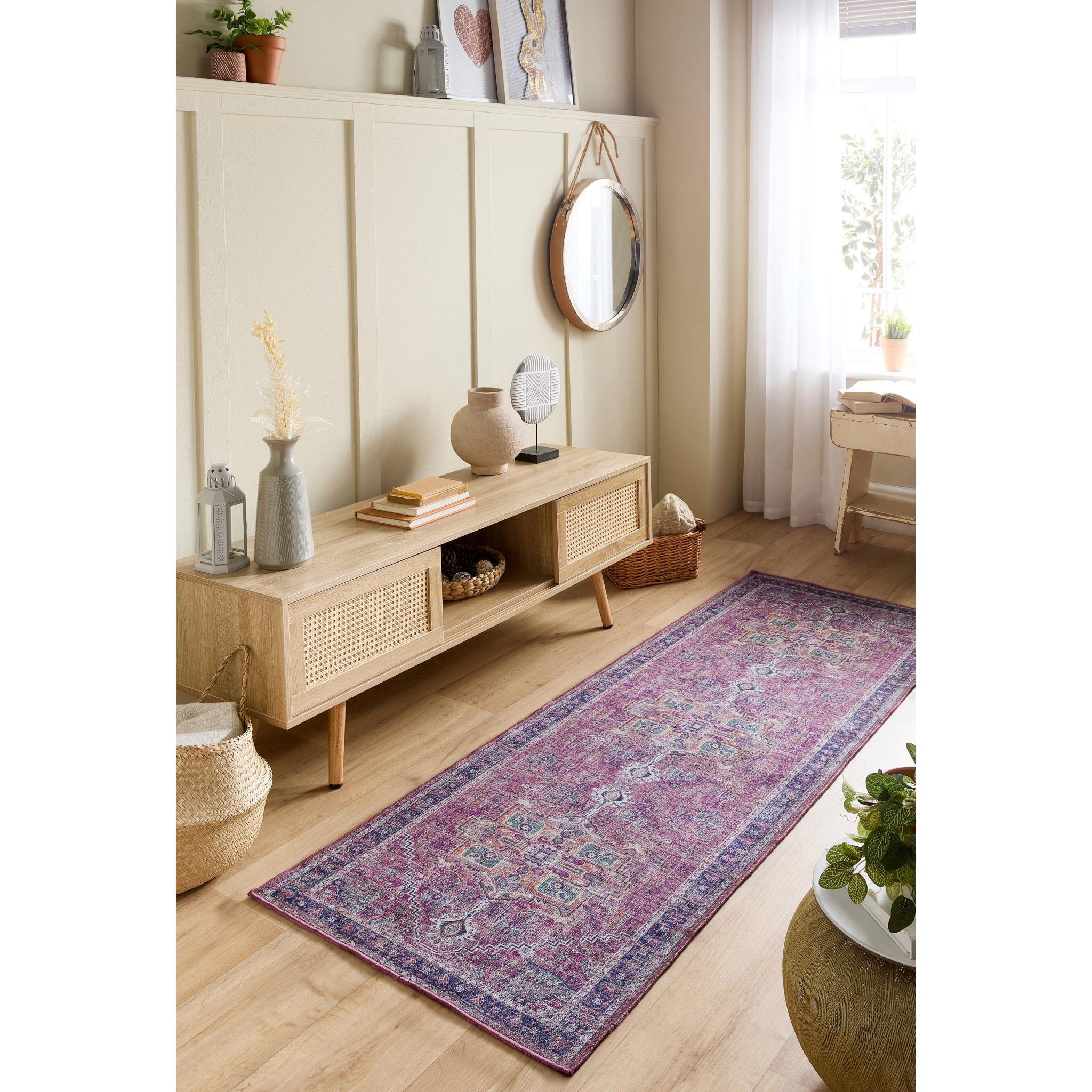 Origins Granada Traditional Bordered Rug & Hallway Runner in Ruby Runner 67x200 cm (2'2"x6'7")