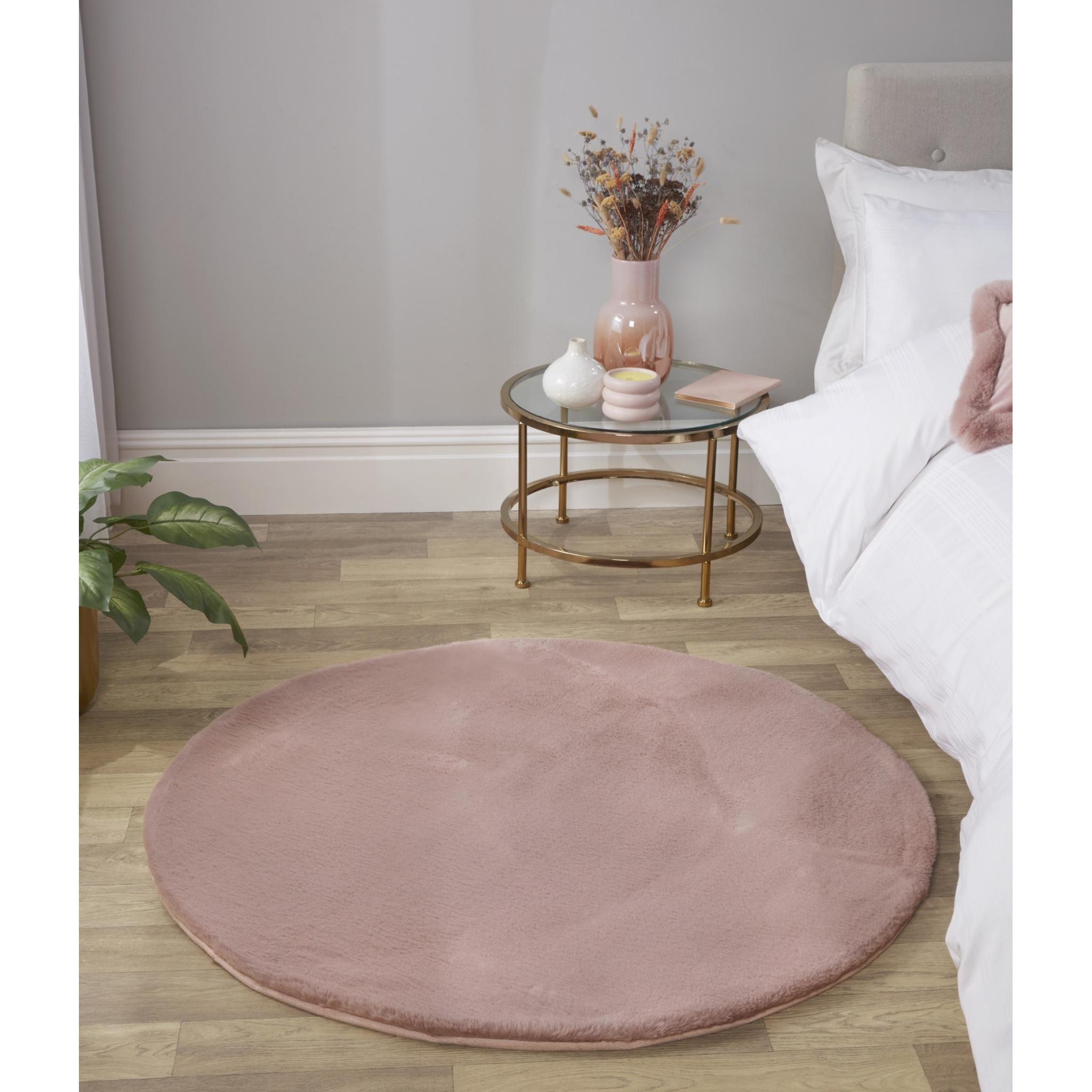 Luxe Faux Fur Plain Super Soft Shaggy Rug in Blush Pink Circle 133x133 cm (4'5"x4'5")