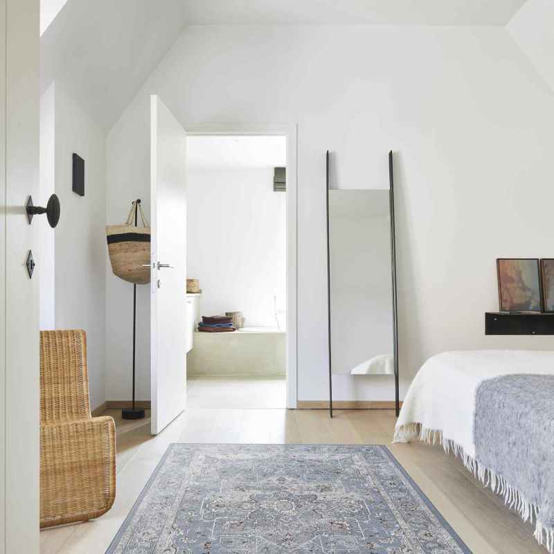 Da Vinci Traditional Medallion 57128 5255 Rugs in Blue