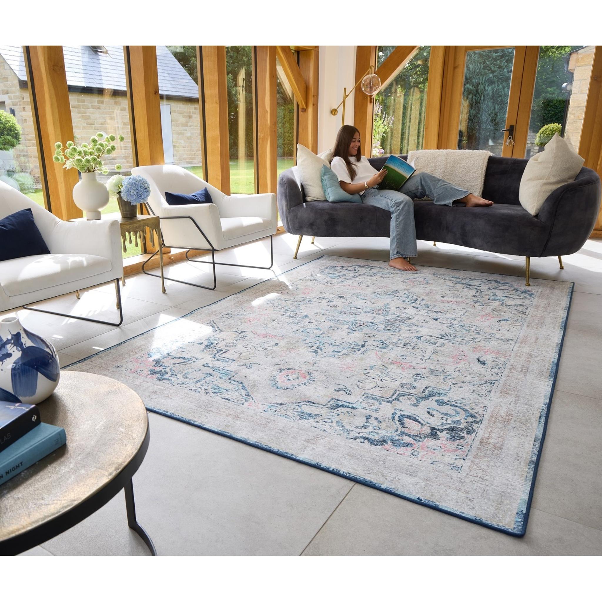 Hug Rug Eco-Washable Traditional Classical Non-Slip Rug in Blue Medium 120x180 cm (4'x6'1")