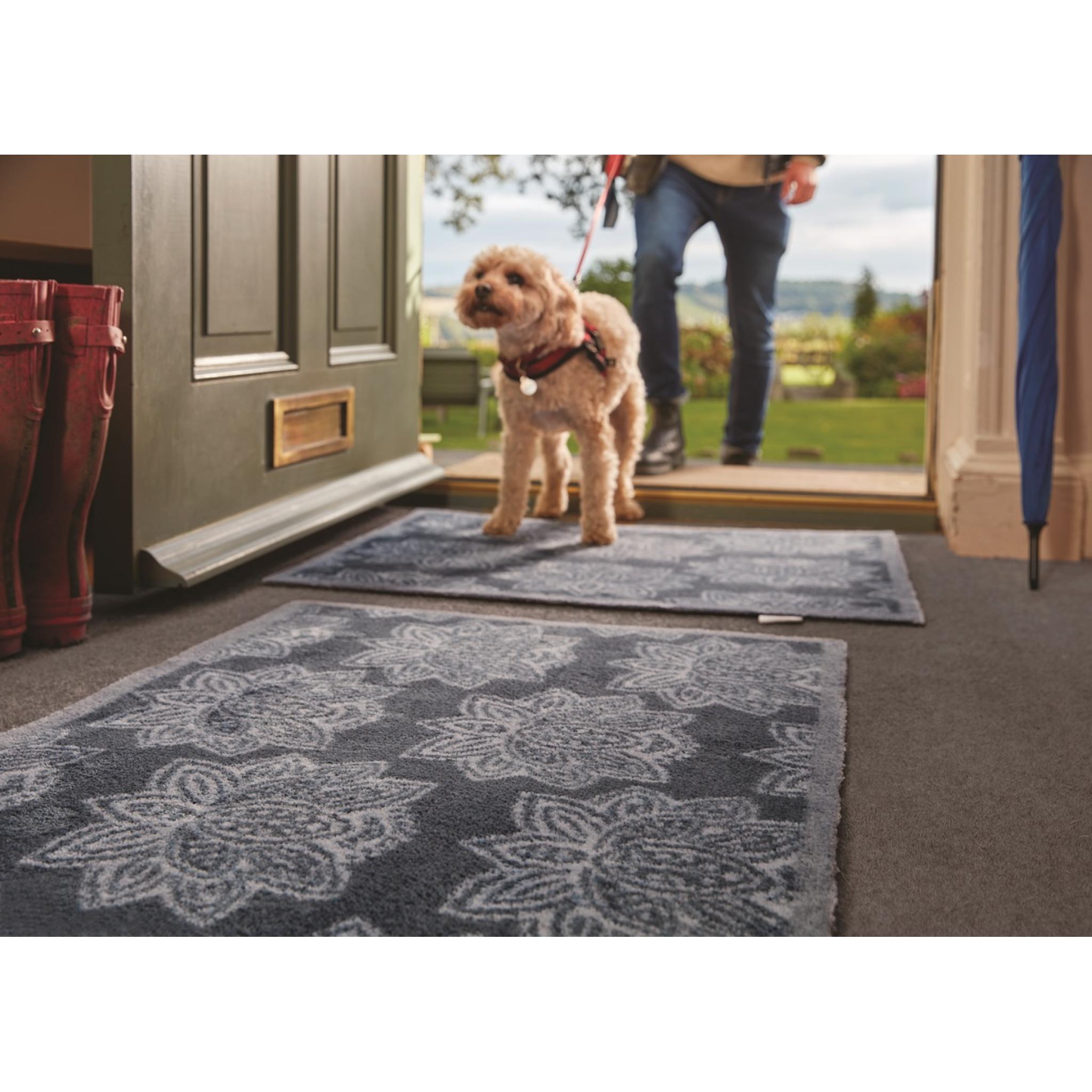 Hug Rug Woodblock 1 Soft Blue Home Entryway Doormat Hallway Rug Runner 65x150 cm (2'1"x4'11")