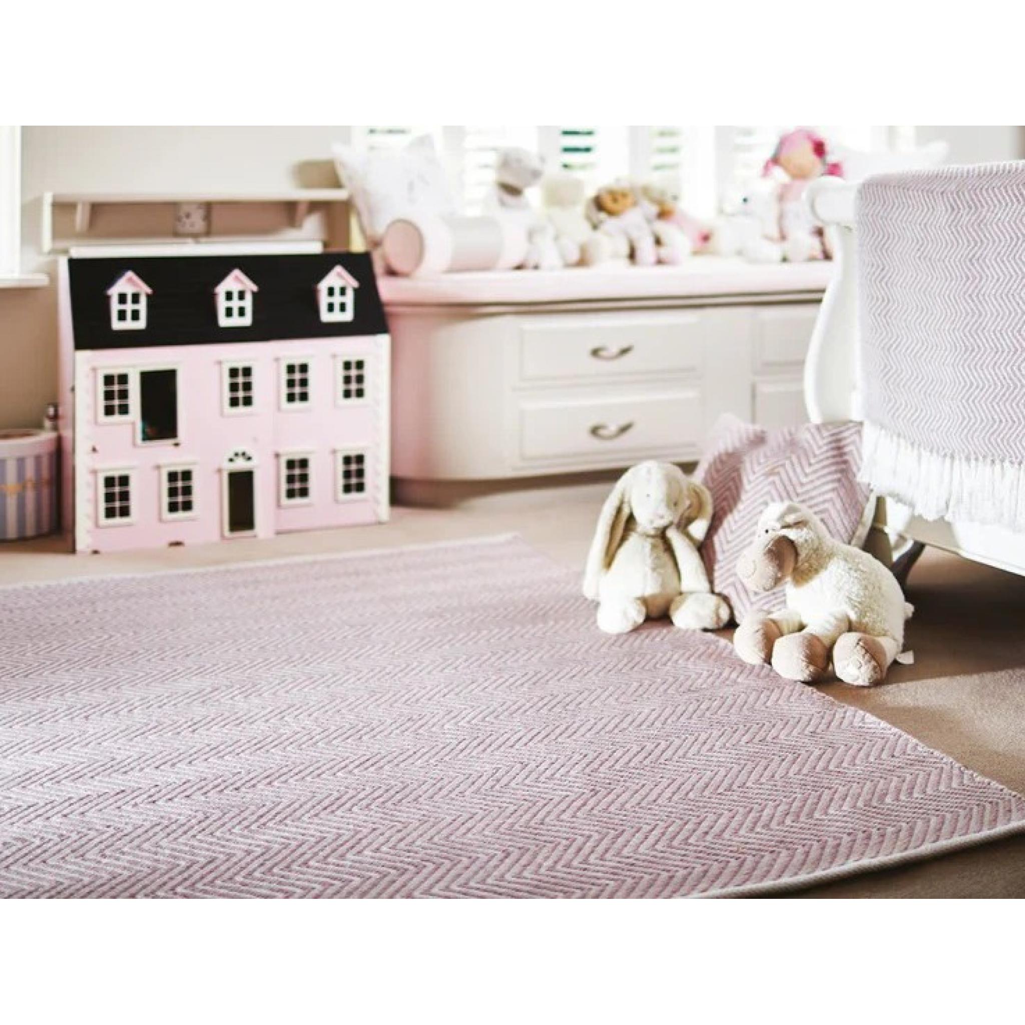 Hug Rug Woven Washable Reversible Herringbone Outdoor Indoor Rug in Rose Pink Small 80x150 cm (2'6"x5')