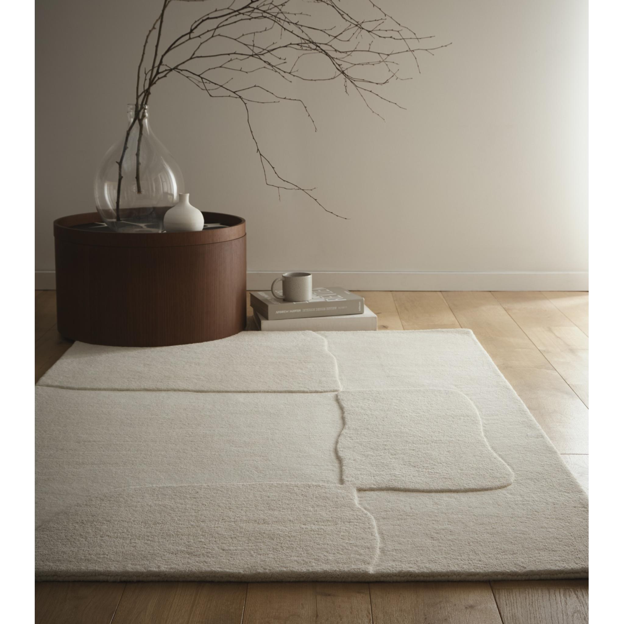 Sculptured Boulder Hand Tufted Wool Rug in Cream Medium 120x170 cm (4'x5'6")