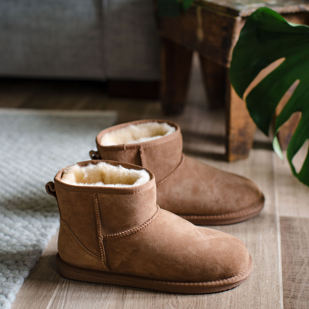 Deluxe Ladies 'Megan' Sheepskin Ankle Boots - Chestnut