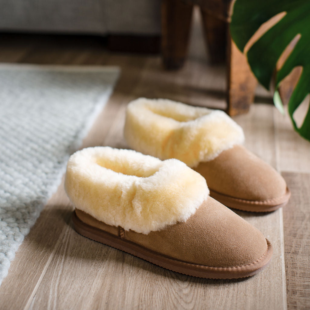 Deluxe Ladies 'Beccy' Sheepskin Slipper Boot - Chestnut
