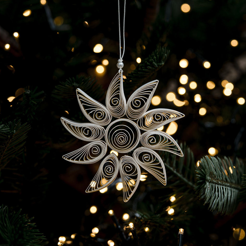 Quilled Hadar Star Hanging Decoration