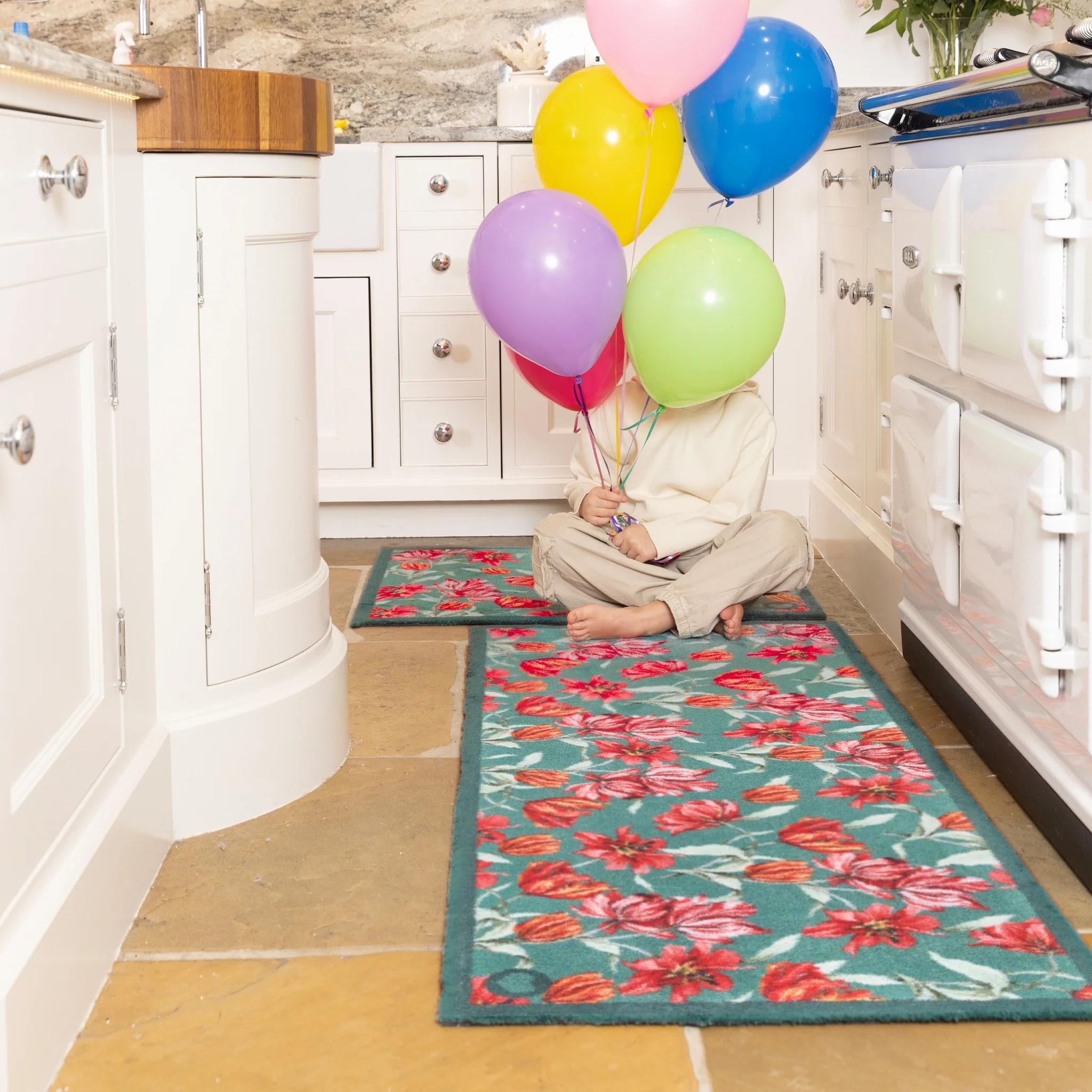 Hug Rug Tumbling Tulips Floral Soft Green Home Entryway Doormat Rug Runner 65x150 cm (2'1"x4'11")