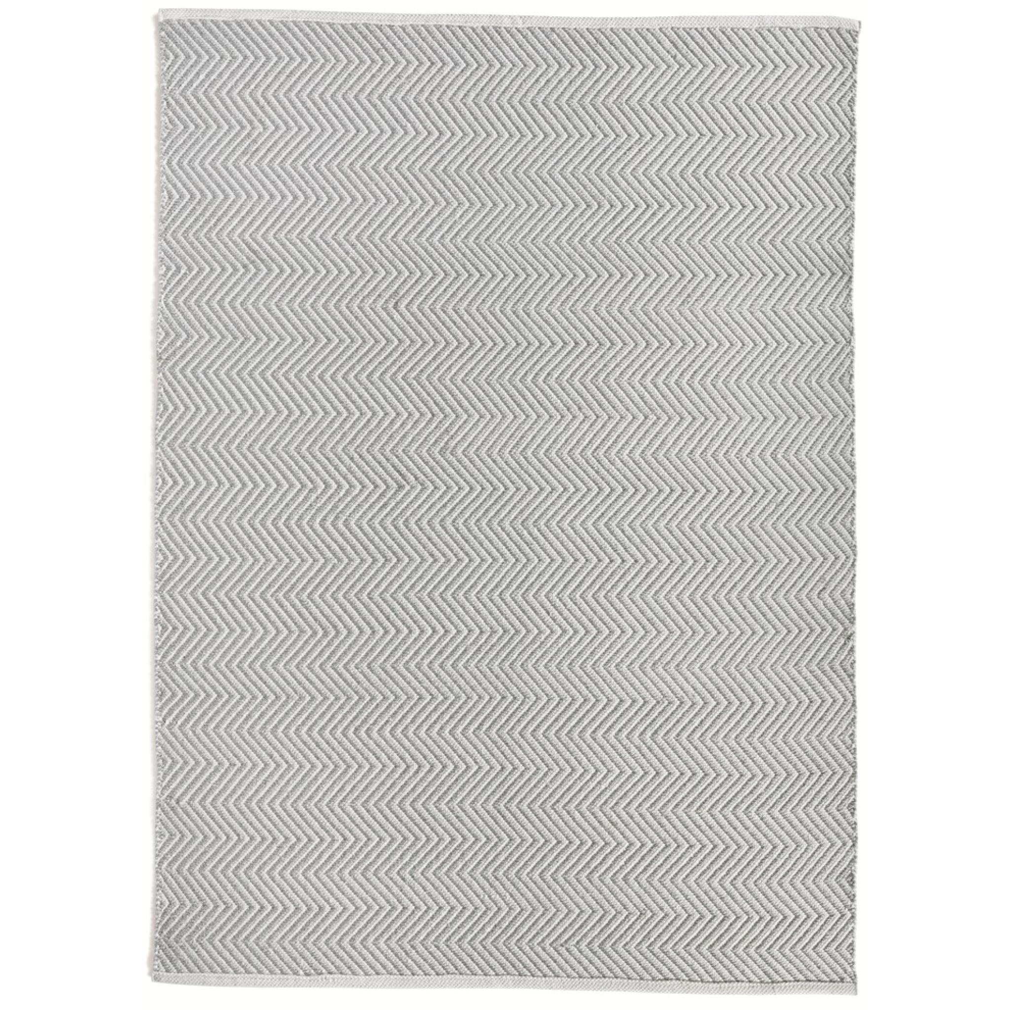 Hug Rug Woven Washable Reversible Herringbone Outdoor Indoor Rug in Sky Grey Small 80x150 cm (2'6"x5')