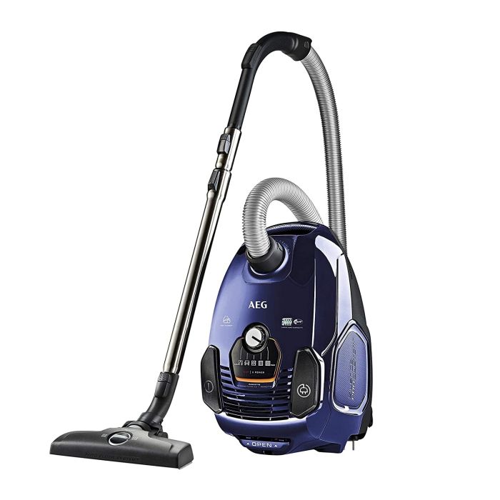 AEG VX7-2-DB BRAND NEW Bagged Cylinder Vacuum Cleaner 650W 3.5L A+ Rated