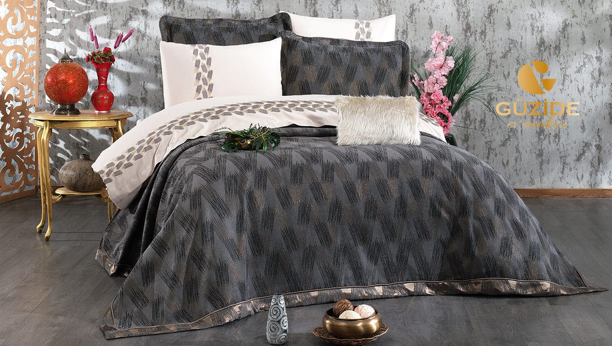 Caprice 8-Piece Luxury Bridal Bedding Set