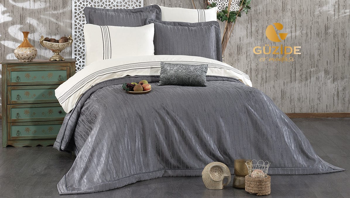 Deco 8-Piece Luxury Bridal Bedding Set