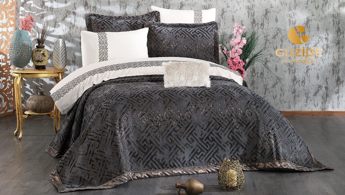 Diamond 8-Piece Luxury Bridal Bedding Set