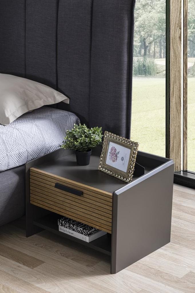 Zamora Bedside Table