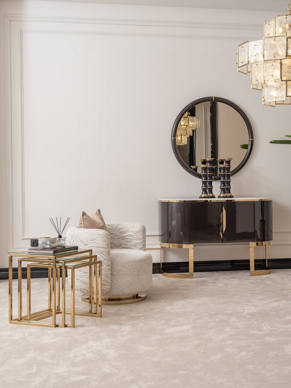 Vittoria Nesting Table